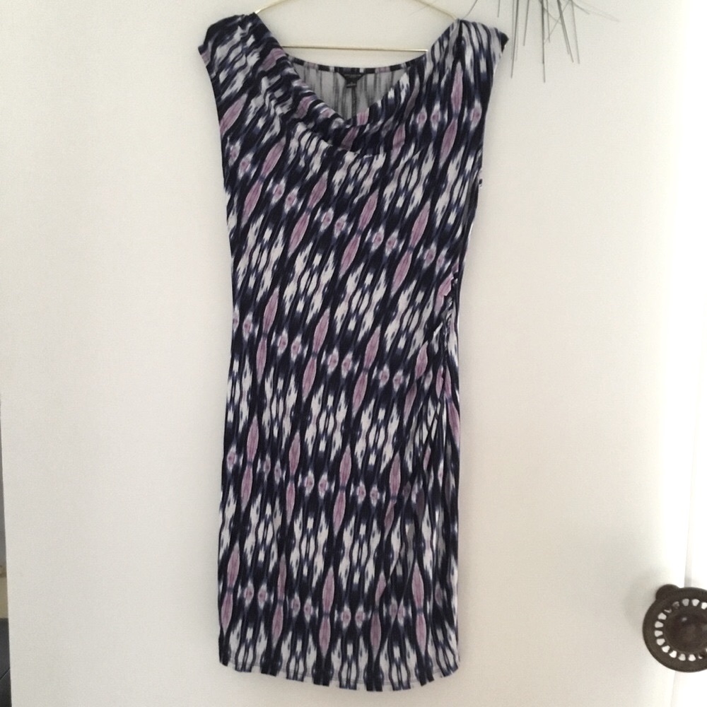 😍Ann Taylor Drape, Side Rushed, Body Con Dress